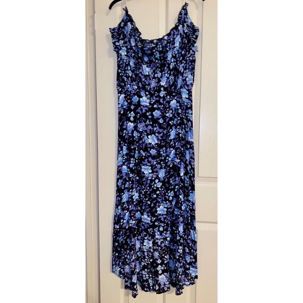 🔥SOLD 🔥 NWOT Arizona Floral Cold Shoulder Maxi